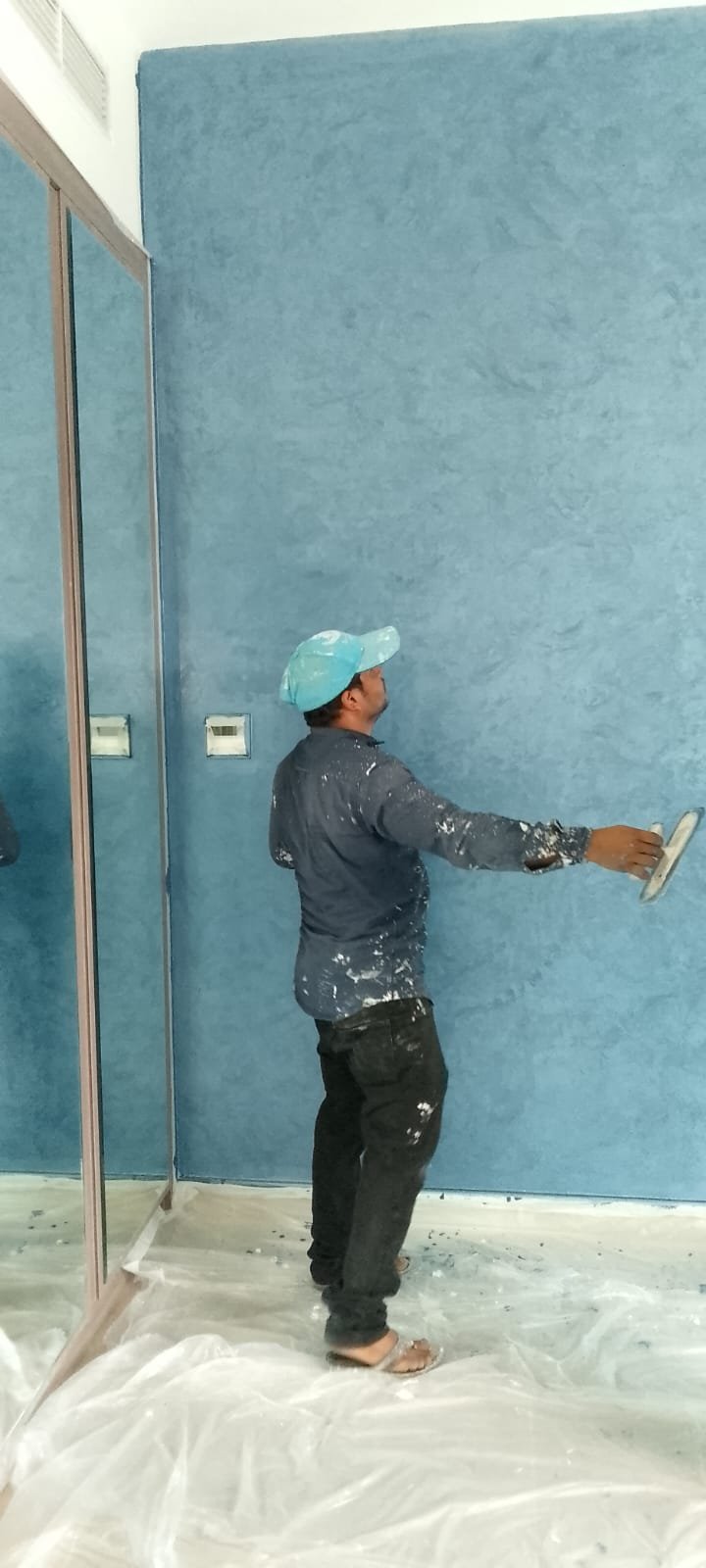Detailed wall texturing and custom painting solutions